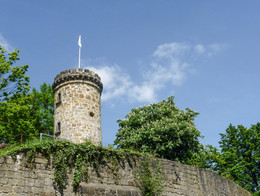 Wierturm über den Mauern von Tecklenburg